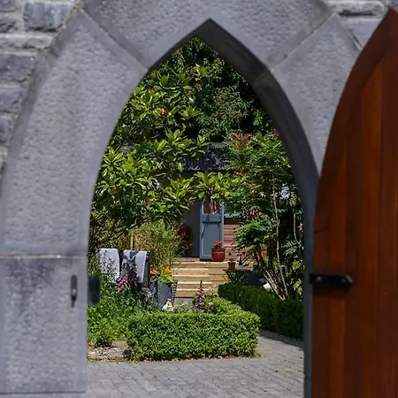 Hawthorn Hut Kilkenny Glamping At Jenkinstown House *